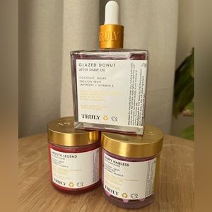 TRULY Smooth Legend Shave Kit//NOT USED